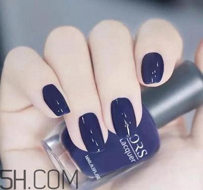 手黑適合做什么美甲好看？手膚色暗沉適合的指甲油