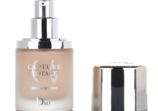 迪奧修復(fù)煥采精華粉底液遮瑕嗎？迪奧粉底液大合集