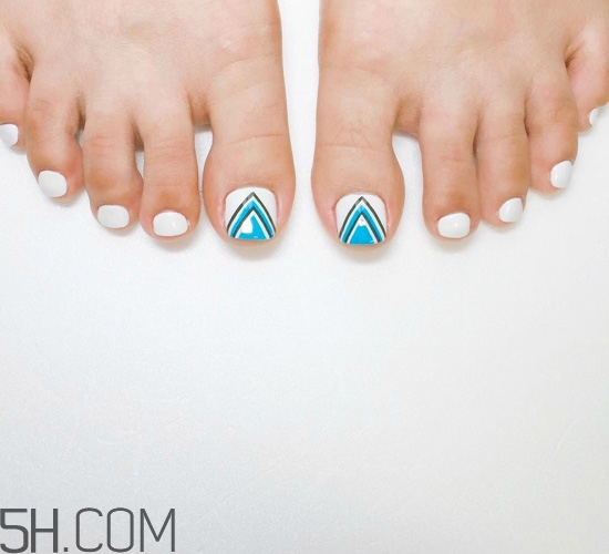 腳部個性美甲圖片大全 紅色腳指甲美甲圖片