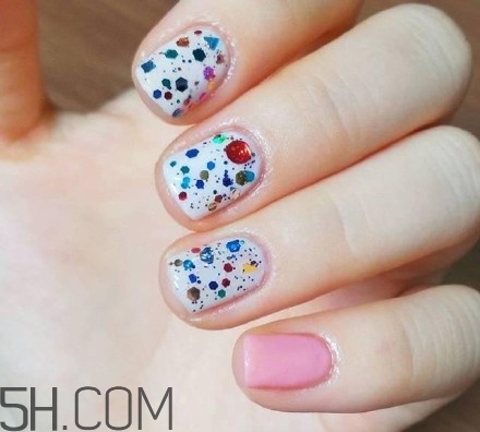 美甲后指甲受損怎么辦？指甲破損怎么修復？