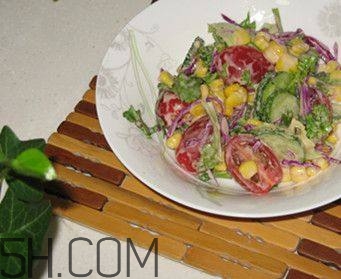 畸形果蔬營養(yǎng)價值更高？畸形果蔬是什么原因引起的？