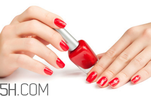 指甲油很難干怎么辦？涂指甲油的技巧
