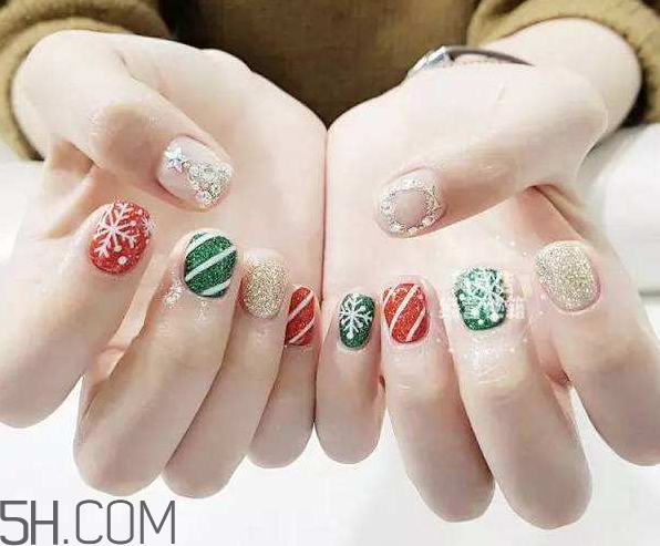 指甲油怎么涂好看？圓形指甲怎么修？