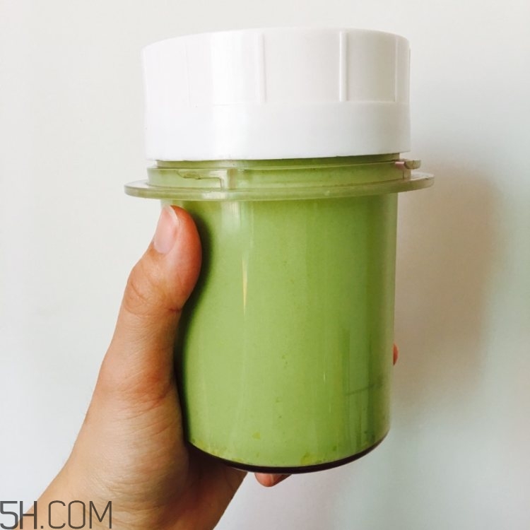 自制的牛油果奶昔能放多久？自制的牛油果香蕉奶昔的功效有哪些？