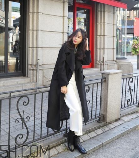 冬天穿白色褲子好看嗎？冬天白色褲子搭配圖片