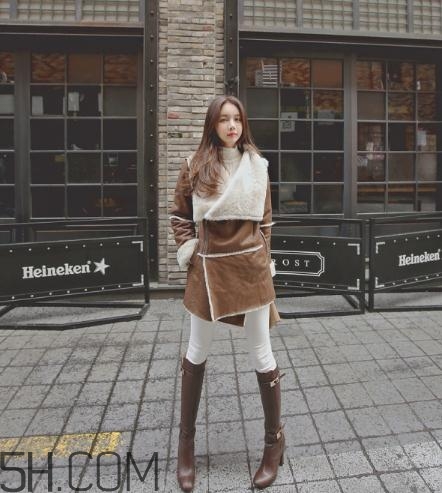 冬天穿白色褲子好看嗎？冬天白色褲子搭配圖片