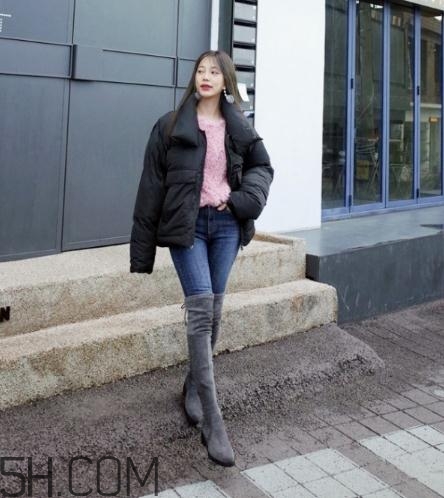 冬天穿牛仔褲配什么鞋子？冬天牛仔褲搭配鞋子圖片