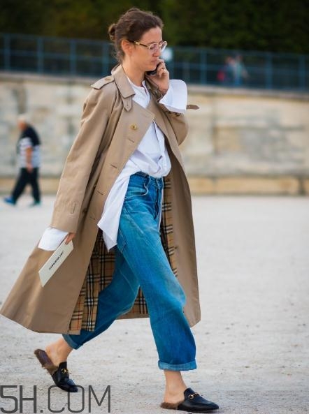 冬天牛仔闊腿褲配什么鞋子？冬天牛仔闊腿褲搭配鞋子圖