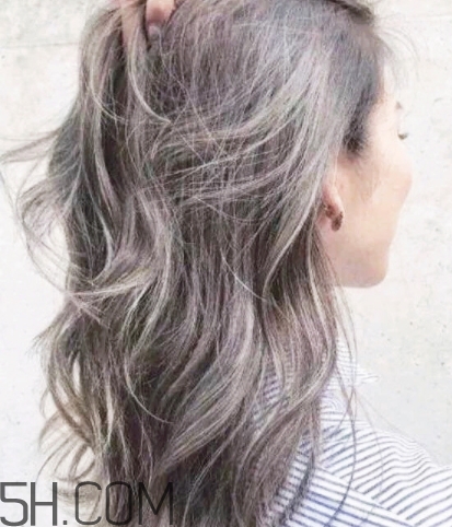 2018流行什么發(fā)色？2018流行發(fā)色