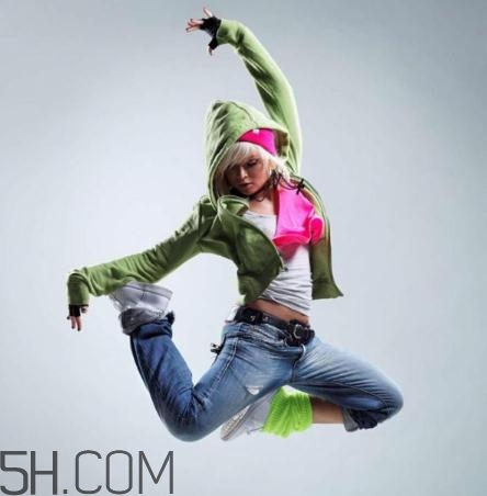 牛仔褲掉色嚴(yán)重怎么辦？牛仔褲會一直掉色嗎？