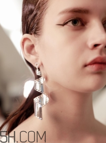 2018流行什么妝容？2018女性流行妝容