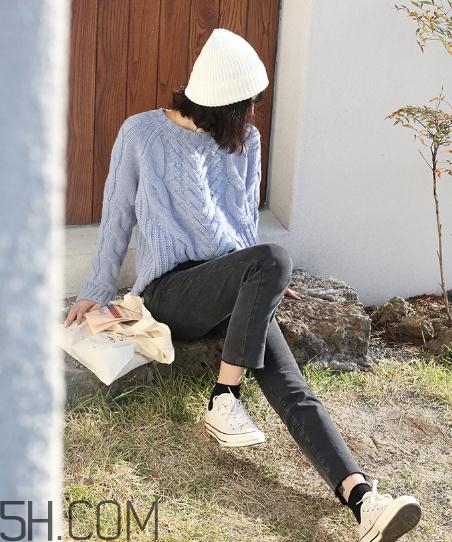 牛仔褲染上墨水怎么洗？牛仔褲沾上油漆怎么洗？