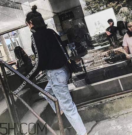 牛仔褲越洗越硬怎么辦？為什么牛仔褲洗完變硬？