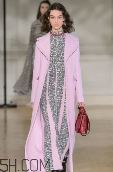 2018流行什么外套？2018年流行什么顏色外套