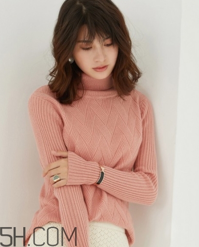 2018年流行什么毛衣？2018年流行毛衣顏色