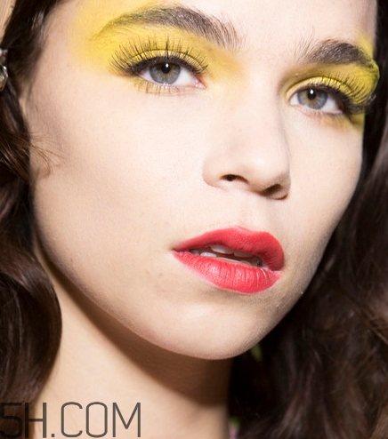 2018年流行什么眼妝？2018年流行眼妝趨勢