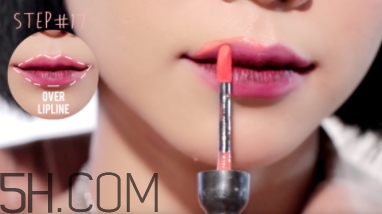 2018年流行什么唇妝？2018年流行唇妝怎么化