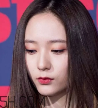 2018年流行什么唇妝？2018年流行唇妝怎么化