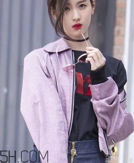 紫外光色衣服怎么搭配？紫外光色衣服搭配什么顏色