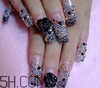 怎么判斷指甲油是否快干？水晶甲要怎么卸？