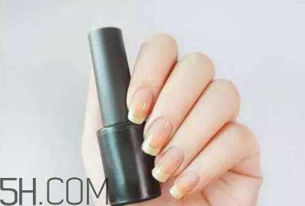 指甲剪成什么形狀最好？指甲怎么護理？