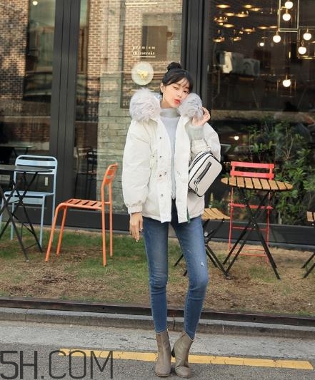 棉襖配牛仔褲好看嗎？棉服搭配牛仔褲圖片