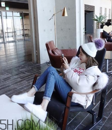 棉襖配牛仔褲好看嗎？棉服搭配牛仔褲圖片