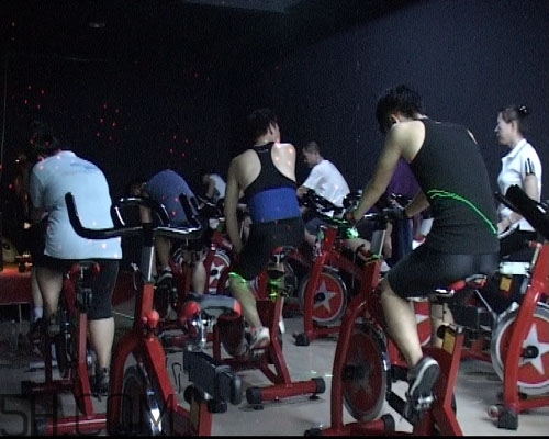 騎動(dòng)感單車能瘦腿嗎？騎動(dòng)感單車瘦腿的方法有哪些？