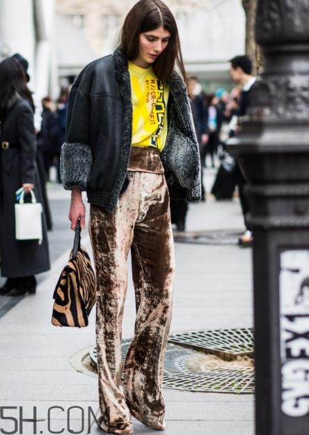 冬天穿喇叭褲怎么搭配？冬天喇叭褲搭配圖片