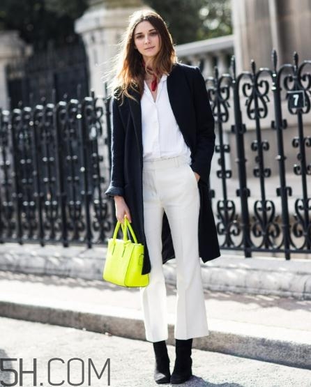 冬天穿喇叭褲怎么搭配？冬天喇叭褲搭配圖片