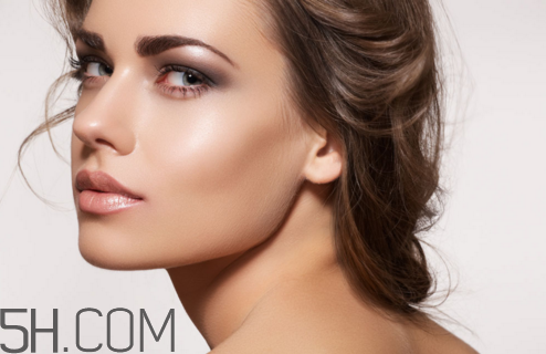 繡眉會(huì)對眼睛造成傷害嗎？紋眉能保持多長時(shí)間？