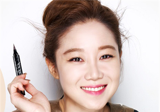 半永久眉毛修復(fù)劑要用幾天？飄眉好還是霧眉好？