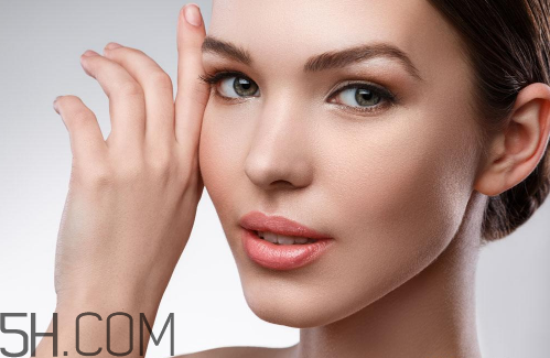 敏感性皮膚可以紋眉嗎？什么人不能做紋眉？