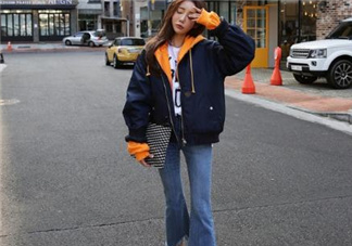 喇叭褲搭配羽絨服好看嗎？喇叭褲搭配羽絨服圖片