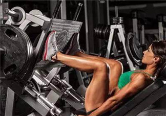 腿舉可以代替深蹲嗎？腿舉和深蹲哪個(gè)好？