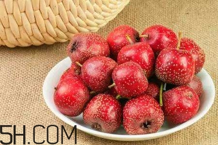 吃山楂對健康有什么好處？糖尿病人可以吃山楂嗎？