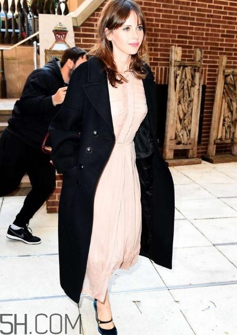 切斯特大衣有什么特點？切斯特大衣的由來