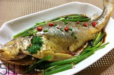 哪些食物補(bǔ)腦？補(bǔ)腦應(yīng)該注意些什么？