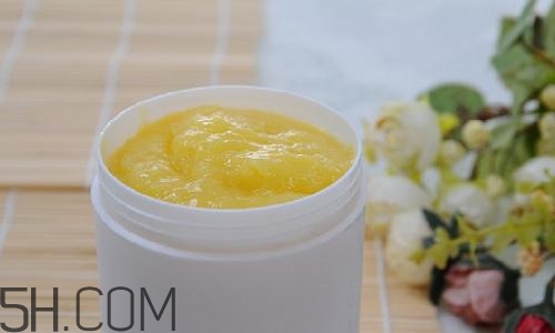 蜂王漿的營養(yǎng)成分有哪些？怎么辨別真假蜂王漿？