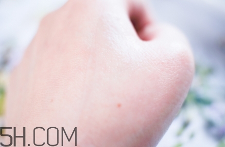 鉛筆是指什么牌子？鉛筆是什么護(hù)膚品？