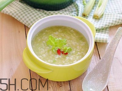 吃什么會(huì)導(dǎo)致頭痛？緩解頭痛的方法有哪些？