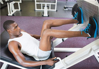 腿舉應(yīng)該是體重多少倍？正常人腿舉多少重量？