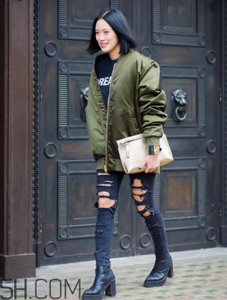 冬天破洞牛仔褲怎么搭配？破洞牛仔褲冬天怎么穿？