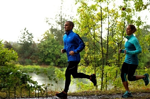 慢跑運(yùn)動(dòng)有什么注意事項(xiàng)？慢跑運(yùn)動(dòng)對(duì)身體有什么好處？