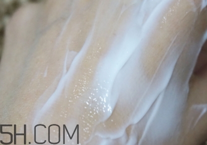 724高保濕面霜是什么？724高保濕面霜好用嗎？