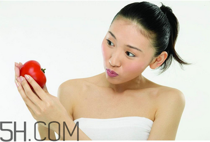 婦炎潔要泡多久？婦炎潔能去除異味嗎？