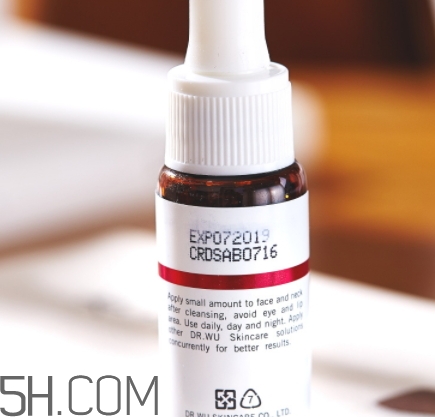 刷酸后皮膚要怎么修復(fù)？臉?biāo)⑺徇^(guò)度怎么修復(fù)