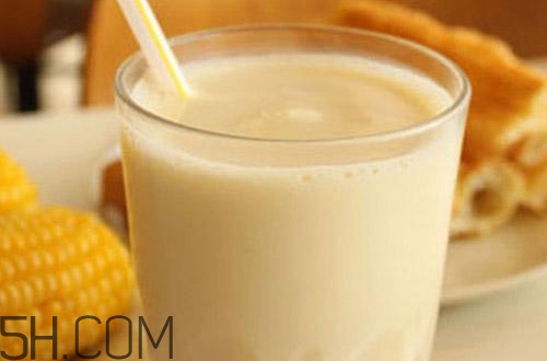 如何健康的喝豆?jié){？喝豆?jié){有什么注意事項嗎？