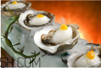 生蠔可以和苦瓜一起吃嗎？生蠔和西紅柿可以一起吃嗎？