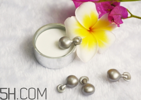 雅頓白手套膠囊怎么用？雅頓白手套膠囊晚上用還是白天用